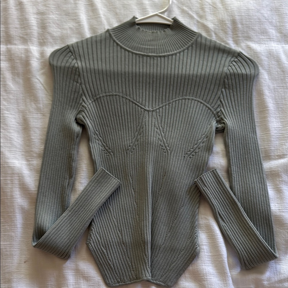 Zara Ribbed Knit Top in Gray